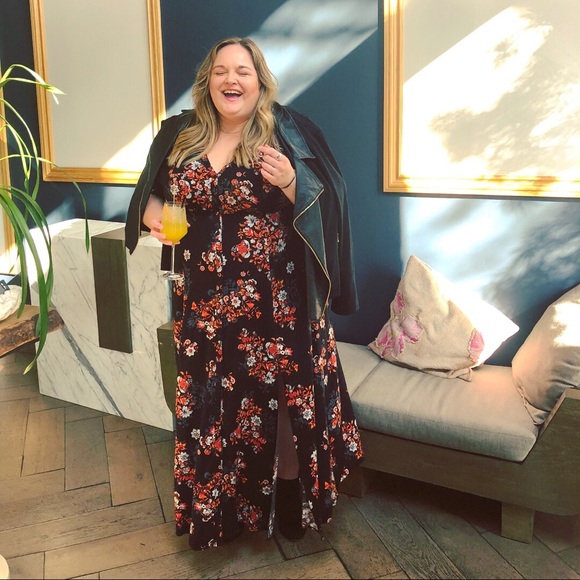 @StyledbyReah on the gram ❤️ - Picture 4 of 8